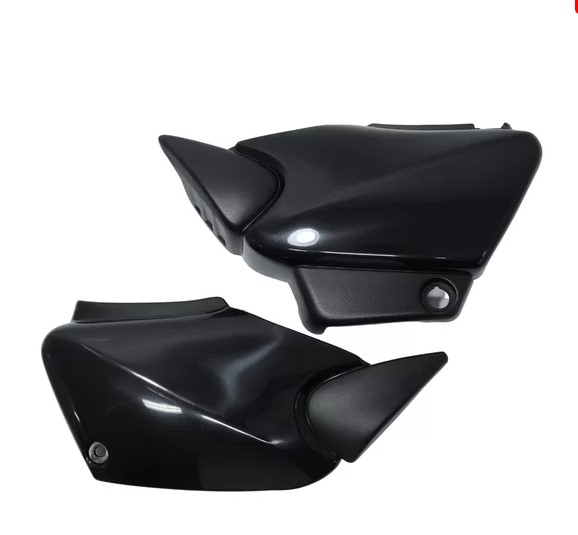 TAMPA LATERAL PRETA INJETADA TITAN 2003 A 2004 FAN125 2005 A 2008